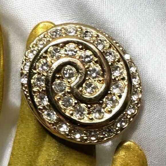 Signed Christian DIOR Single Clip on Earring Elegant Gold Spiral & Rhinestone - Picture 1 of 7